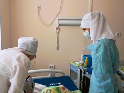 Сёстры милосердия помогают тяжёлым больным и медикам Волгодонска